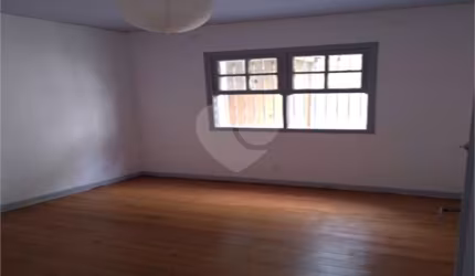 Casa com 3 quartos para alugar na Rua São Benedito, 1941, Santo Amaro, São Paulo, 160 m2 por R$ 5.000