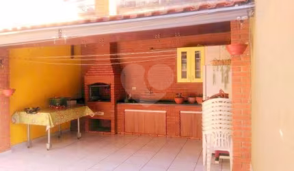 Casa com 3 quartos à venda na Rua Madrid, 257, Parque Sevilha, São Paulo, 150 m2 por R$ 858.000