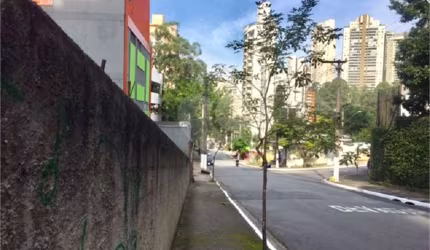 Terreno à venda na Rua Frei Duarte Jorge de Mendonça, 151, Vila Andrade, São Paulo, 300 m2 por R$ 1.500.000