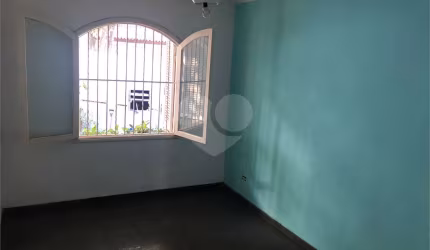 Casa com 4 quartos à venda na Rua Ipero, 310, Jardim das Bandeiras, São Paulo, 185 m2 por R$ 3.100.000