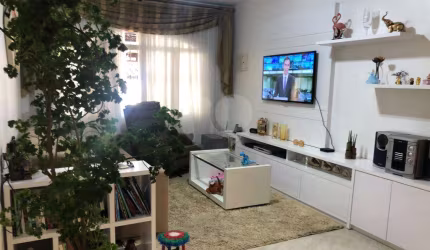 Casa com 3 quartos à venda na Rua Doutor Antônio Bernardi Valentini, 75, Vila Ester (Zona Norte), São Paulo, 145 m2 por R$ 739.000
