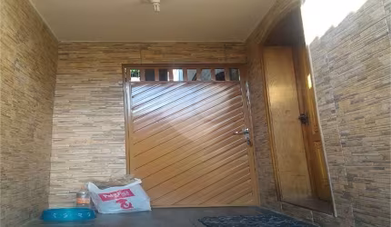 Casa com 4 quartos à venda na Rua João Batista Pereira, 312, Jardim Pinheiros, São Paulo, 207 m2 por R$ 900.000