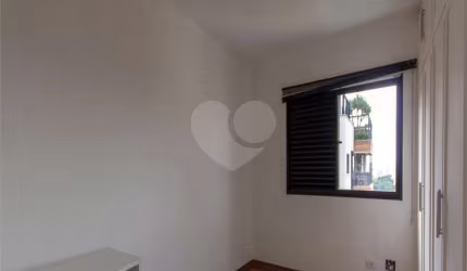 Apartamento com 4 quartos à venda na Rua Doutor José Maria Whitaker, 466, Vila Sônia, São Paulo, 181 m2 por R$ 1.790.000