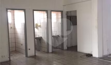 Barracão / Galpão / Depósito para alugar na Rua Francisco Diogo de Assis Vasconcelos, 677, Piratininga, Osasco, 500 m2 por R$ 16.500