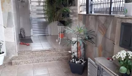 Casa com 2 quartos à venda na Rua Palmira Barbosa, 195, Vila Germinal, São Paulo, 114 m2 por R$ 500.000
