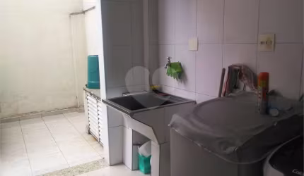 Casa com 3 quartos à venda na Travessa Roberto Santa Rosa, 61, Vila Cruz das Almas, São Paulo, 156 m2 por R$ 650.000