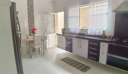 Casa com 2 quartos à venda na Rua Olavo Firmiano Ferreira, 97, Parque Panamericano, São Paulo, 119 m2 por R$ 500.000