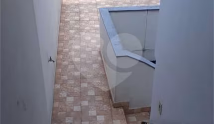 Casa com 5 quartos à venda na Rua Manuel Correia, 291, Vila Palmeiras, São Paulo, 330 m2 por R$ 1.050.000