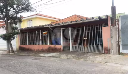 Casa com 3 quartos à venda na Rua Engenheiro Enrico Battioli, 209, Vila Basileia, São Paulo, 481 m2 por R$ 850.000