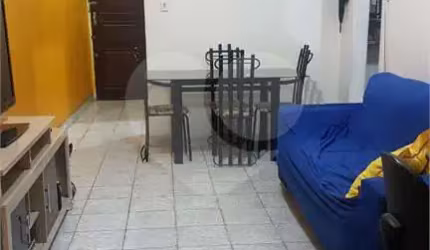 Apartamento com 1 quarto à venda na Viaduto Vinte e Cinco de Março, 1277, Sé, São Paulo, 84 m2 por R$ 250.000