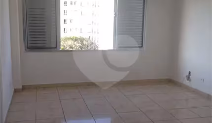 Apartamento com 2 quartos à venda na Rua Mauá, 738, Centro, São Paulo, 30 m2 por R$ 255.000