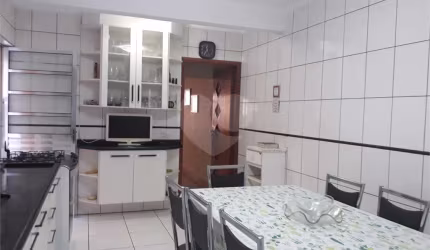 Casa com 3 quartos à venda na Rua Enótria, 462, Vila Mazzei, São Paulo, 130 m2 por R$ 657.000