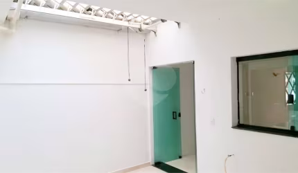 Casa com 3 quartos à venda na Rua Joaquim José das Neves, 17, Vila Cláudia, São Paulo, 200 m2 por R$ 799.000