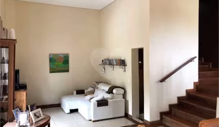 Casa em condomínio fechado com 3 quartos à venda na Rua Ouro Preto, 6600, Chácara das Paineiras, Carapicuíba, 500 m2 por R$ 1.470.000
