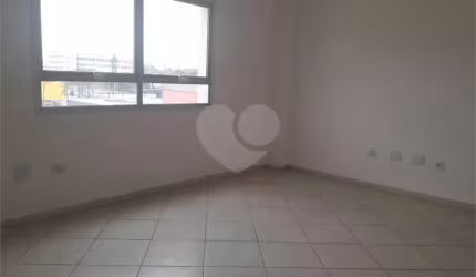 Prédio para alugar na Avenida Comandante Sampaio, 308, Km 18, Osasco, 1000 m2 por R$ 30.000