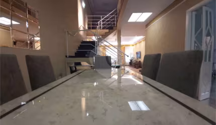 Casa com 3 quartos à venda na Rua Cônego Luís Gonzaga Biazi, 304, Carandiru, São Paulo, 450 m2 por R$ 1.685.000