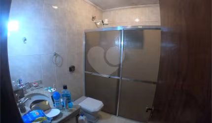 Casa com 3 quartos à venda na Rua Rabino Zalman Zingerevitz, 44, Vila Romero, São Paulo, 648 m2 por R$ 2.200.000