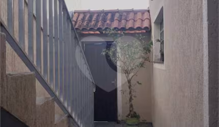 Casa com 5 quartos à venda na Rua Doutor Lauro Costa, 212, Jardim Guapira, São Paulo, 336 m2 por R$ 1.808.000