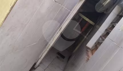 Barracão / Galpão / Depósito para alugar na Rua Conselheiro Saraiva, 11, Santana, São Paulo, 617 m2 por R$ 6.000