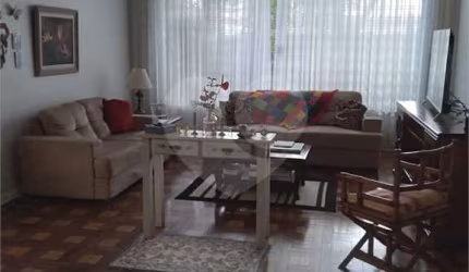Casa com 3 quartos à venda na Rua Professor Romeu Pellegrini, 62, Vila Monumento, São Paulo, 190 m2 por R$ 900.000