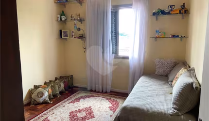 Casa com 4 quartos à venda na Rua Vasconcelos Barros, 35, Jardim Rossin, São Paulo, 220 m2 por R$ 1.100.000