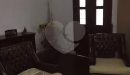 Casa com 4 quartos à venda na Rua Martins Claro, 142, Vila Palmeiras, São Paulo, 318 m2 por R$ 795.000