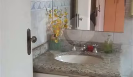 Casa com 3 quartos à venda na Rua Doutor Valentim Bouças, 511, Vila Mazzei, São Paulo, 170 m2 por R$ 1.100.000