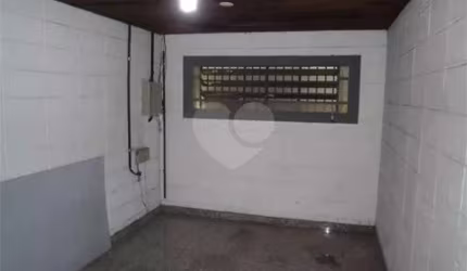 Barracão / Galpão / Depósito à venda na Rua Guian, 660, Vila Campestre, São Paulo, 565 m2 por R$ 2.500.000