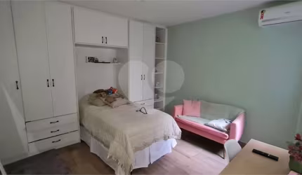 Casa com 4 quartos à venda na Rua Professor Wlademir Pereira, 157, Vila São Silvestre, São Paulo, 200 m2 por R$ 1.490.000