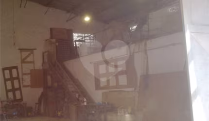 Barracão / Galpão / Depósito à venda na Rua Celestina Moreira, 301, Sítio Morro Grande, São Paulo, 600 m2 por R$ 1.700.000