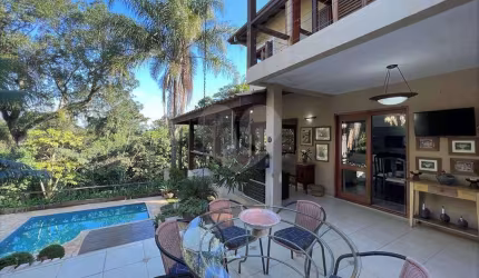 Casa em condomínio fechado com 4 quartos à venda na Rua Apiacás, 100, Aldeia da Fazendinha, Carapicuíba, 309 m2 por R$ 1.875.000