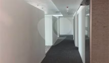 Sala comercial para alugar na Avenida Maria Coelho Aguiar, 215, Jardim São Luís, São Paulo, 2844 m2 por R$ 142.202