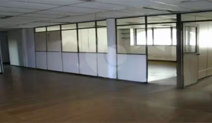 Barracão / Galpão / Depósito à venda na Avenida Jornalista Paulo Zingg, 65, Jardim Jaraguá (São Domingos), São Paulo, 11000 m2 por R$ 22.990.000