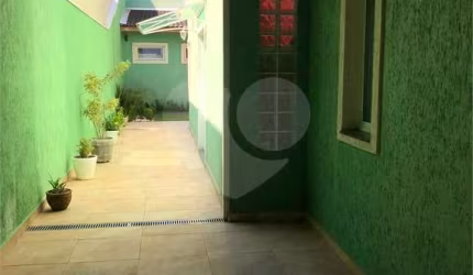 Casa com 4 quartos à venda na Rua Liz das Lagoas, 43, Parque das Árvores, São Paulo, 205 m2 por R$ 929.000