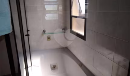 Casa com 4 quartos à venda na Rua Urandi, 49, Jardim das Laranjeiras, São Paulo, 189 m2 por R$ 1.500.000