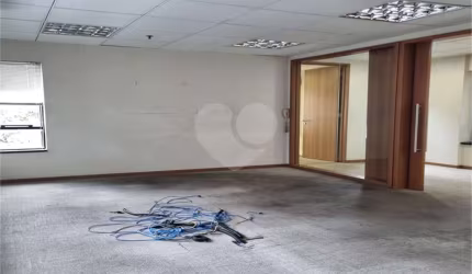 Sala comercial à venda na Rua Bela Cintra, 756, Consolação, São Paulo, 85 m2 por R$ 900.872