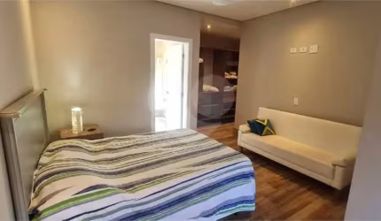 Casa em condomínio fechado com 4 quartos à venda na Rua Sabiá, 1226, Praia da Lagoinha, Ubatuba, 230 m2 por R$ 2.699.000