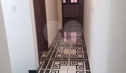 Casa com 5 quartos à venda na Rua Domingos João de Carvalho, 38, Jardim Tuã, São Paulo, 200 m2 por R$ 750.000