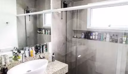 Casa em condomínio fechado com 3 quartos à venda na Avenida dos Carvalhos, 21, Terras do Madeira, Carapicuíba, 370 m2 por R$ 2.700.000