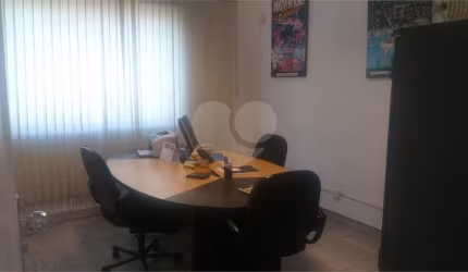 Casa com 5 quartos para alugar na Rua João Lourenço, 22, Vila Nova Conceição, São Paulo, 250 m2 por R$ 35.000