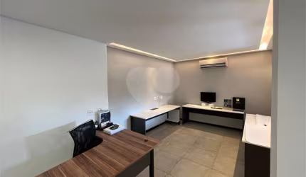 Casa à venda na Rua dos Ingleses, 55, Morro dos Ingleses, São Paulo, 400 m2 por R$ 3.300.000