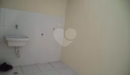Casa em condomínio fechado com 2 quartos à venda na Rua Avelina Pereira, 130, Vila Mazzei, São Paulo, 100 m2 por R$ 480.000