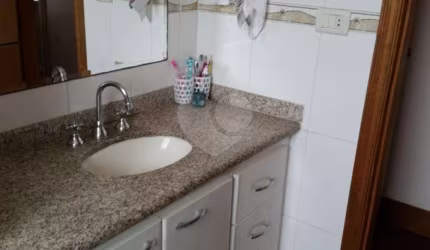 Casa com 4 quartos para alugar na Rua Jandira, 48, Parque Santo Antônio, Guarulhos, 150 m2 por R$ 4.800