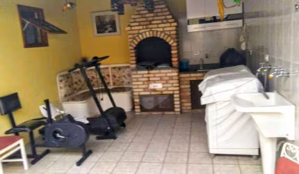 Casa com 3 quartos à venda na Rua Freire de Andrade, 521, Jardim Vila Galvão, Guarulhos, 143 m2 por R$ 700.000