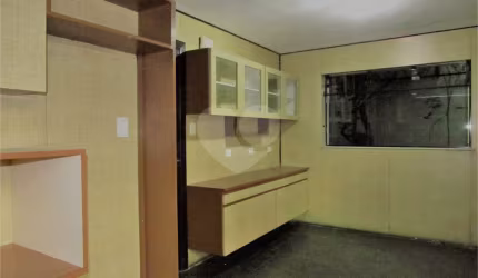 Casa com 3 quartos à venda na Rua Conde de Itu, 1120, Jardim Santo Amaro, São Paulo, 250 m2 por R$ 2.100.000