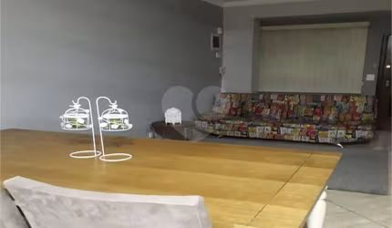 Casa com 3 quartos para alugar na Rua Martinho Claro, 108, Conjunto Residencial Butantã, São Paulo, 250 m2 por R$ 6.000