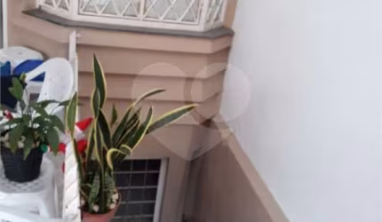Casa com 3 quartos à venda na Rua Jorge Salomão, 809, Vila Suissa, Mogi das Cruzes, 94 m2 por R$ 580.000