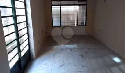 Casa com 3 quartos à venda na Rua Pires de Oliveira, 1422, Chácara Santo Antônio, São Paulo, 150 m2 por R$ 785.000