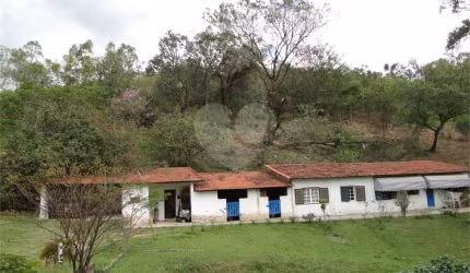Chácara / sítio com 2 quartos à venda na Rua Maravilha, 495, Santa Cândida, Vinhedo, 600 m2 por R$ 7.500.000