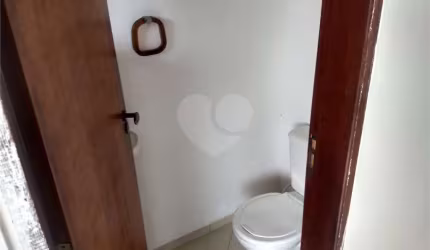 Casa com 2 quartos à venda na Rua Edgard Genezini, 223, Bosque, Vinhedo, 250 m2 por R$ 720.000